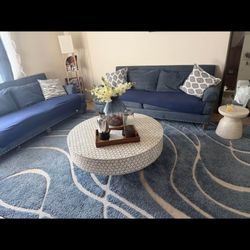 Living Room With Free Fram, Pillows 