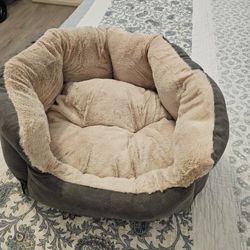 Small Dog Bed! Like New