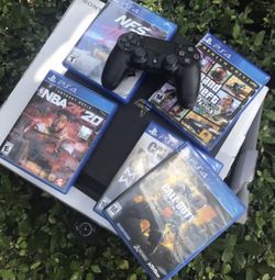 Ps4 pro ! 1TB