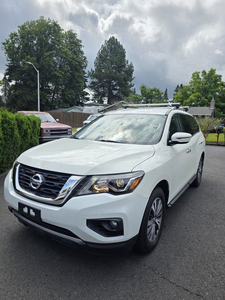 2017 Nissan Pathfinder