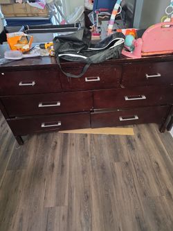 Free dresser and 2 night stands