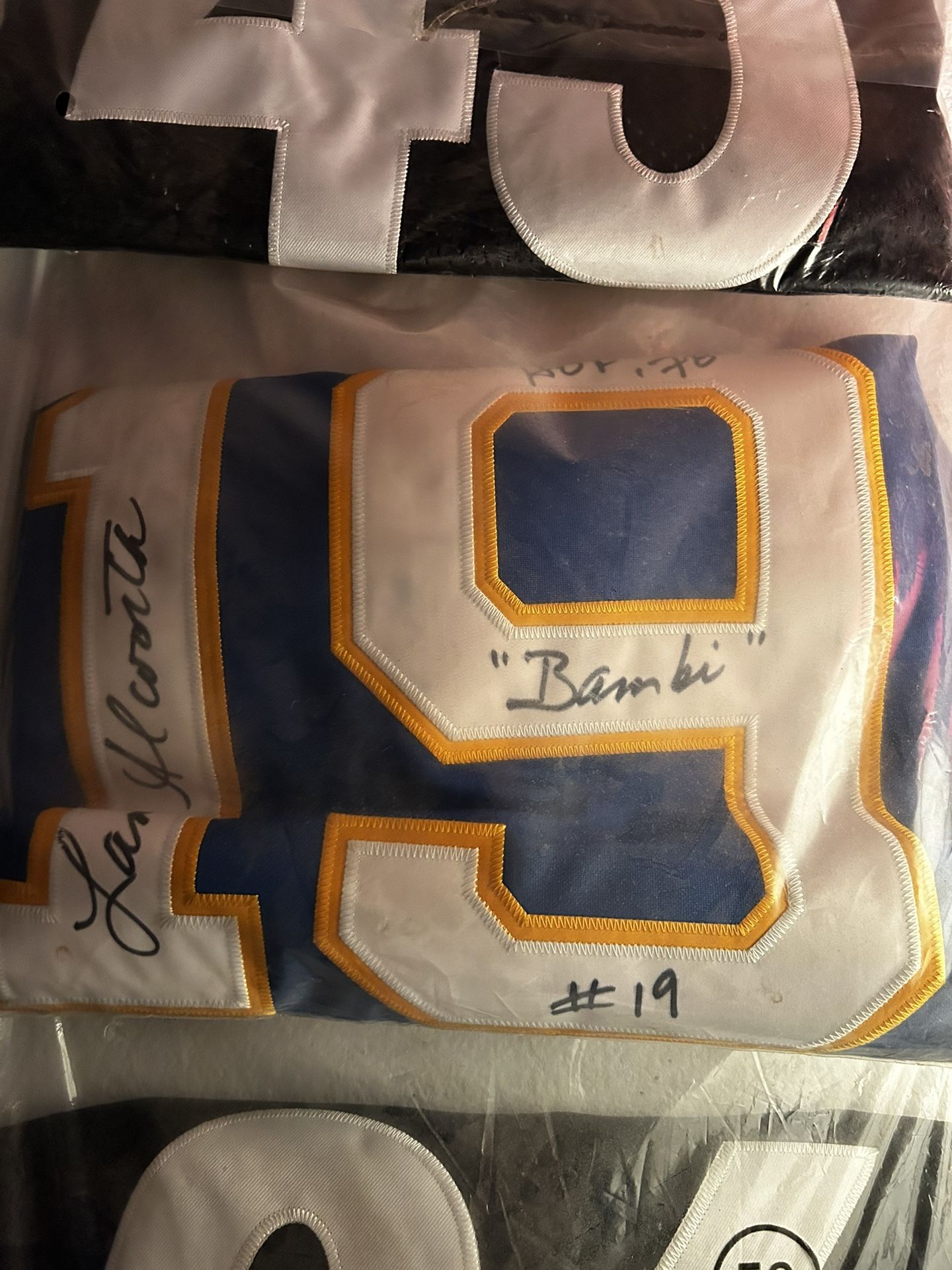 Sold at Auction: LANCE ALWORTH SIGNED FOOTBALL JERSEY #19