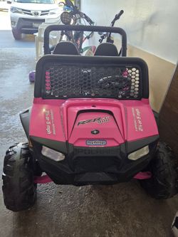 Peg Perego Polaris RZR 900 like new