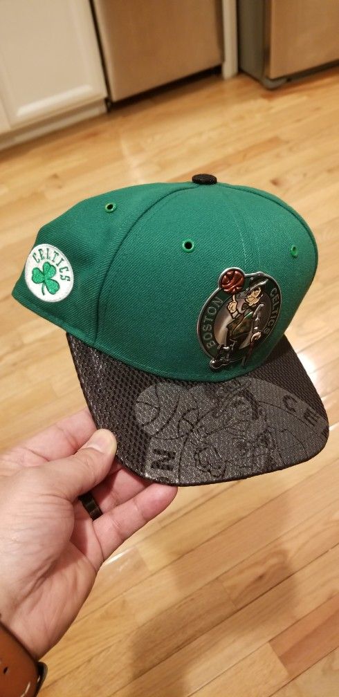Celtics Hat NEW ERA SNAPBACK OFFICIAL NBA HEADWEAR 