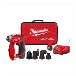 Milwaukee M12 Drill Driver 