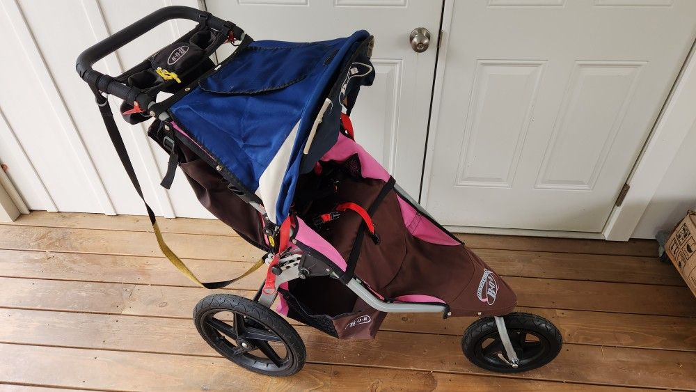 Bob Stroller, Carry Case, Adaptable Table