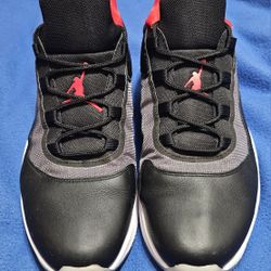 Used JORDAN 11 CMFT Retro Low Bred CW0784-006, Men's Size 13