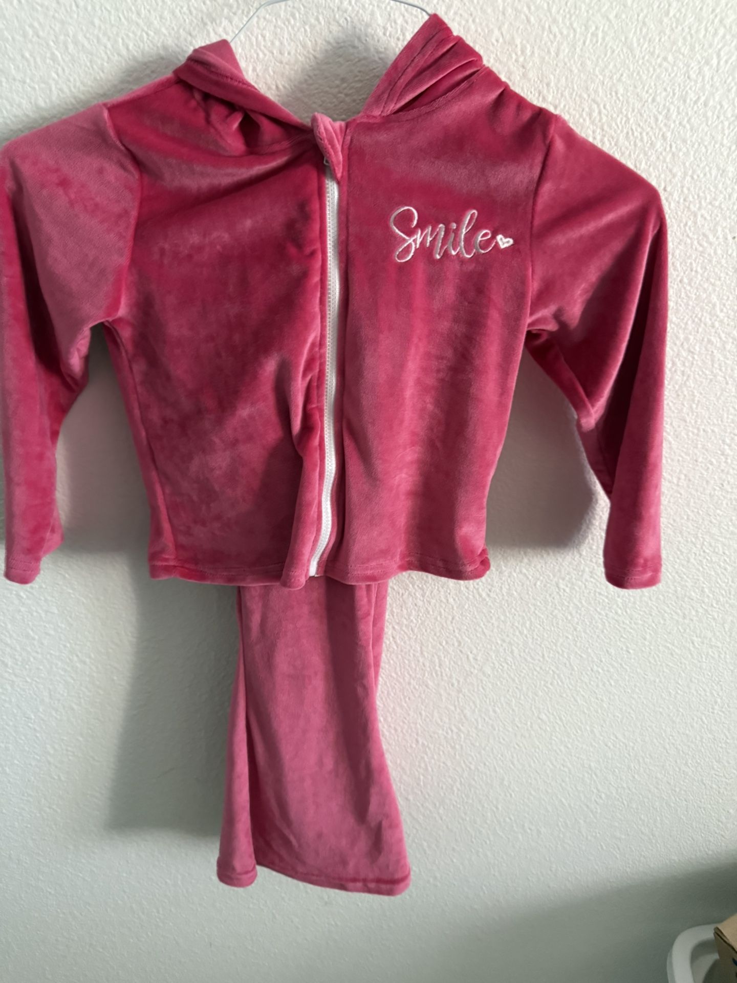Girls Velor Sweatsuit