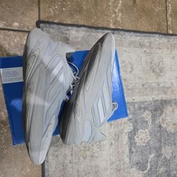 Adidas Ozelia