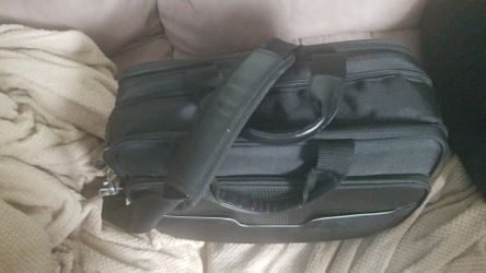 Hp travel case ,laptop briefcase.