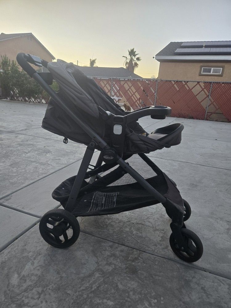 Portable Bassinet & Stroller