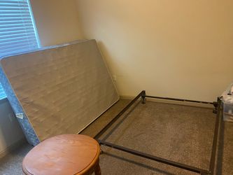 Queen Mattress/Box Spring/Frame - Great Cleaned Condition - MUST GO THIS WEEK!