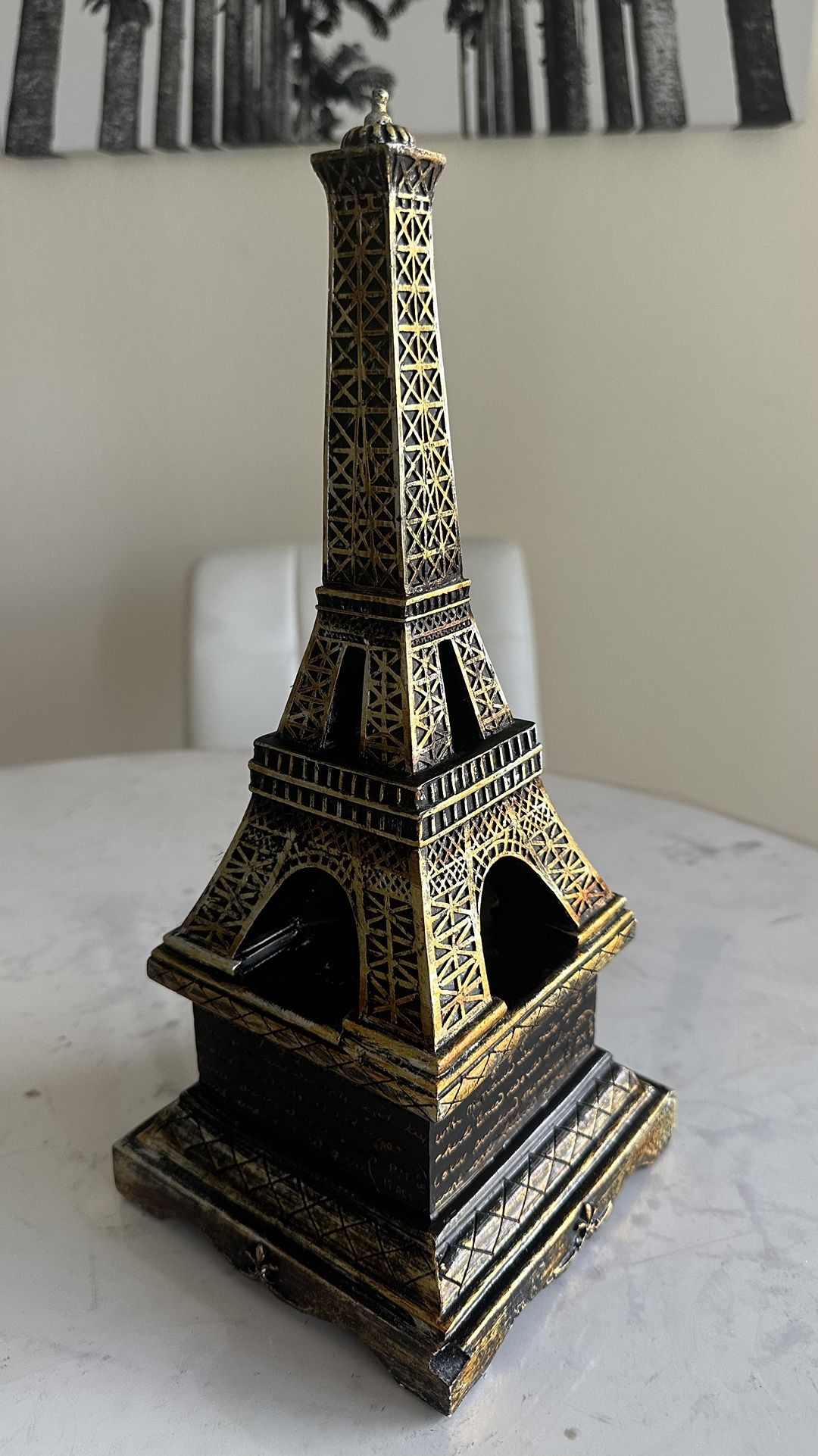 Eiffel Tower Figure