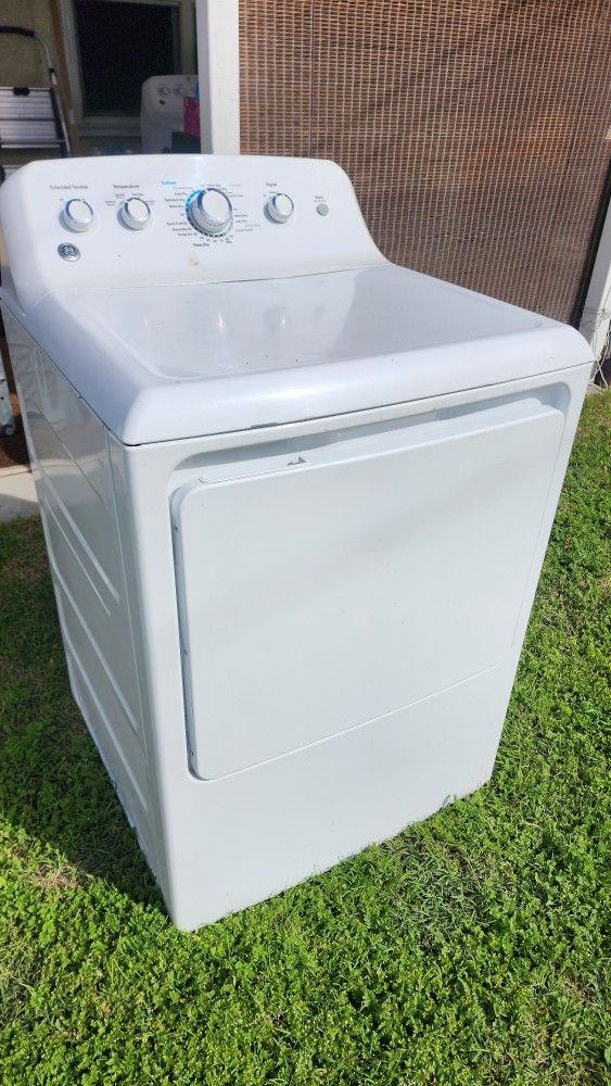 GE Gas Dryer Large Capacity 7.2 Cu Ft for Sale in Downey, CA OfferUp