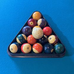 Pool Table w/ balls