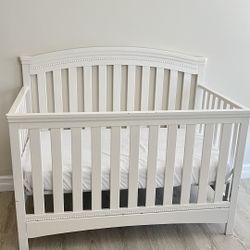Baby Crib 