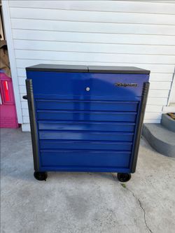 Snap on 40" Roll cart (KRSC430ABQE7) TOOL BOX