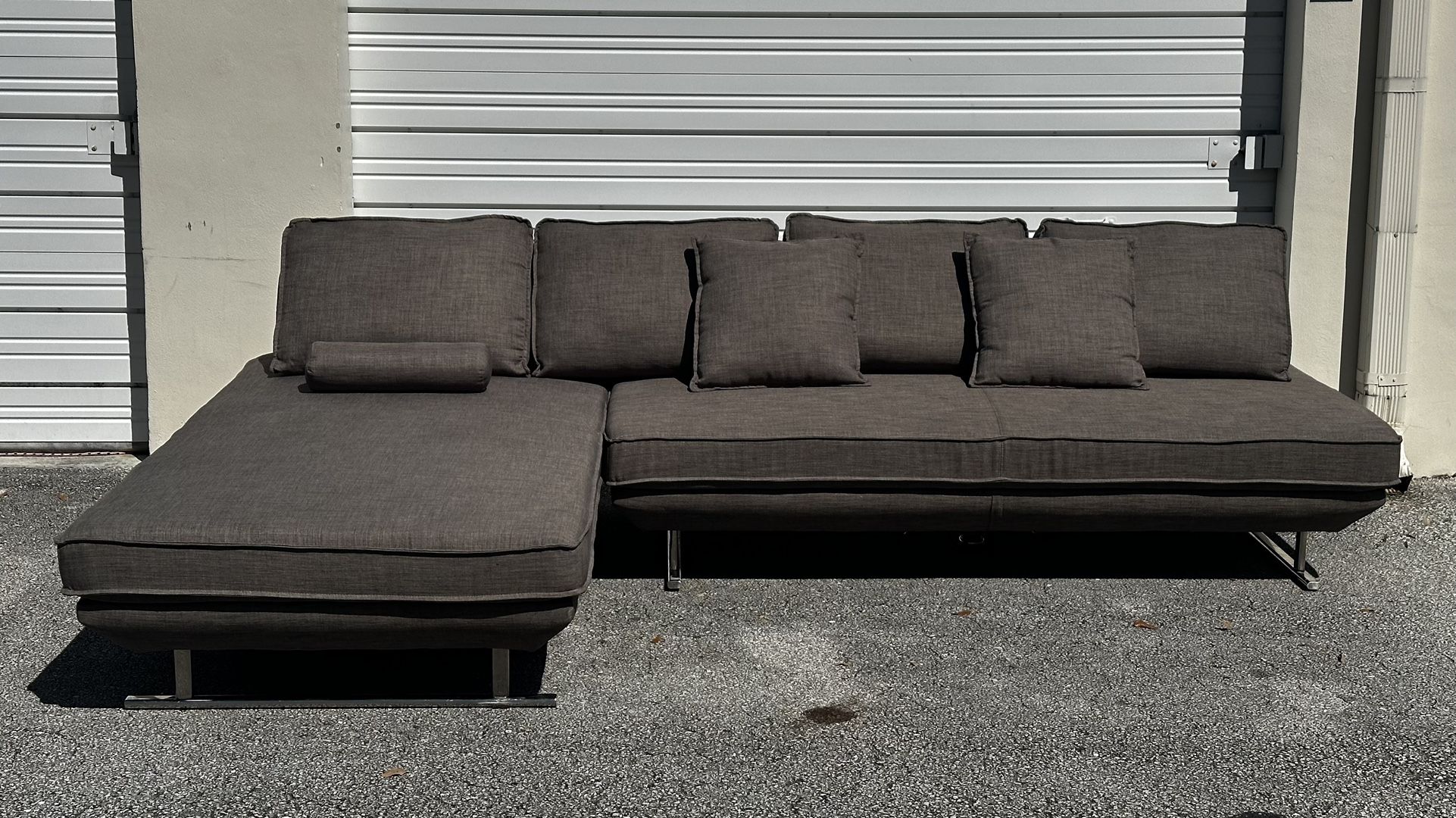 MODERN MODULAR SECTIONAL SOFA BED CHAISE LOUGE - delivery is negotiable