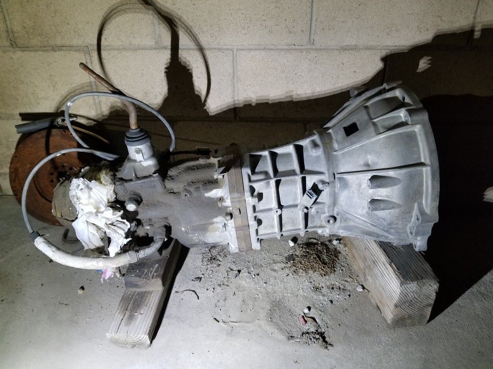 Toyota Tacoma 5 speed transmission for Sale in Rancho Cucamonga, CA