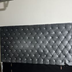 Gray Queen Size Platform Storage Bed