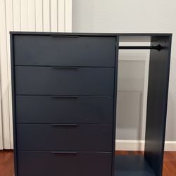 5 Drawers Dresser With Clothes Rack