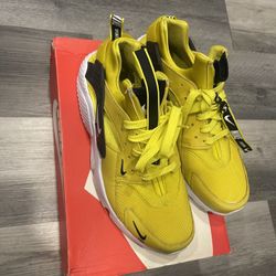Nike Air Huarache – Black & Yellow