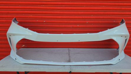 Toyota Camry LE XLE Front Bumper Cover 2025