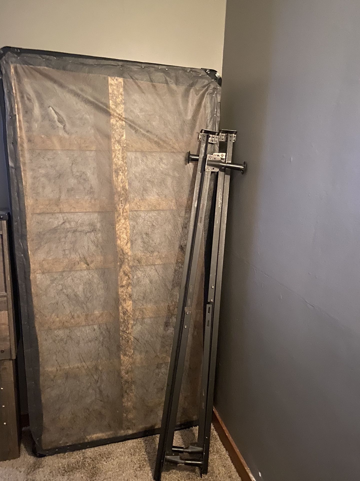Twin Bed Frame And Box Spring