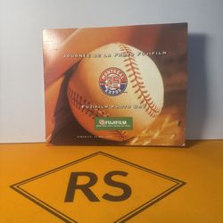 2003 MONTREAL EXPOS 8X10 COLOR TEAM PHOTO - FACSIMILE AUTOGRAPHS FUJIFILM PROMO