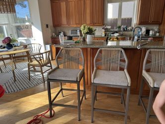 Set Of 3 Counter height Barstools 25”