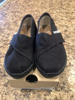 Toms Shoes For Toddlers (Size 7c)