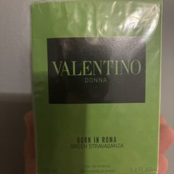 Valentino Green Extravaganza 