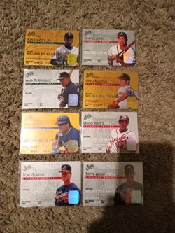 1995 studio gold & silver cards ken Griffey Jr, chipper Jones, Greg Maddux and more all in mint condition