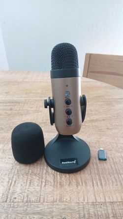 Microphone - Podcast/Studio Mic