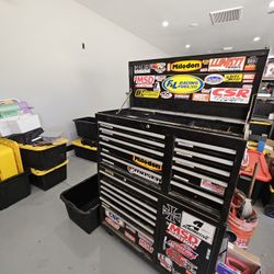 Homak Roll Away Toolbox