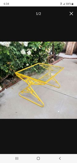 Garden plant stand