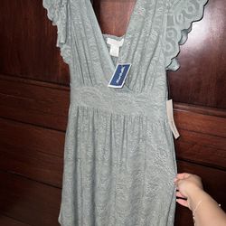 Women’s dress