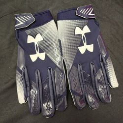 FOOTBALL GLOVES