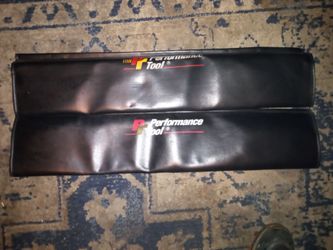 2 fender covers