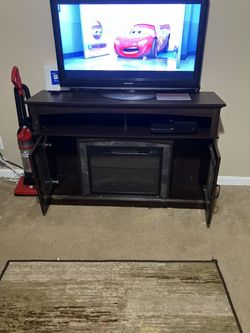 Week Day Special 01-31-23 Fireplace/ Coffee Table With