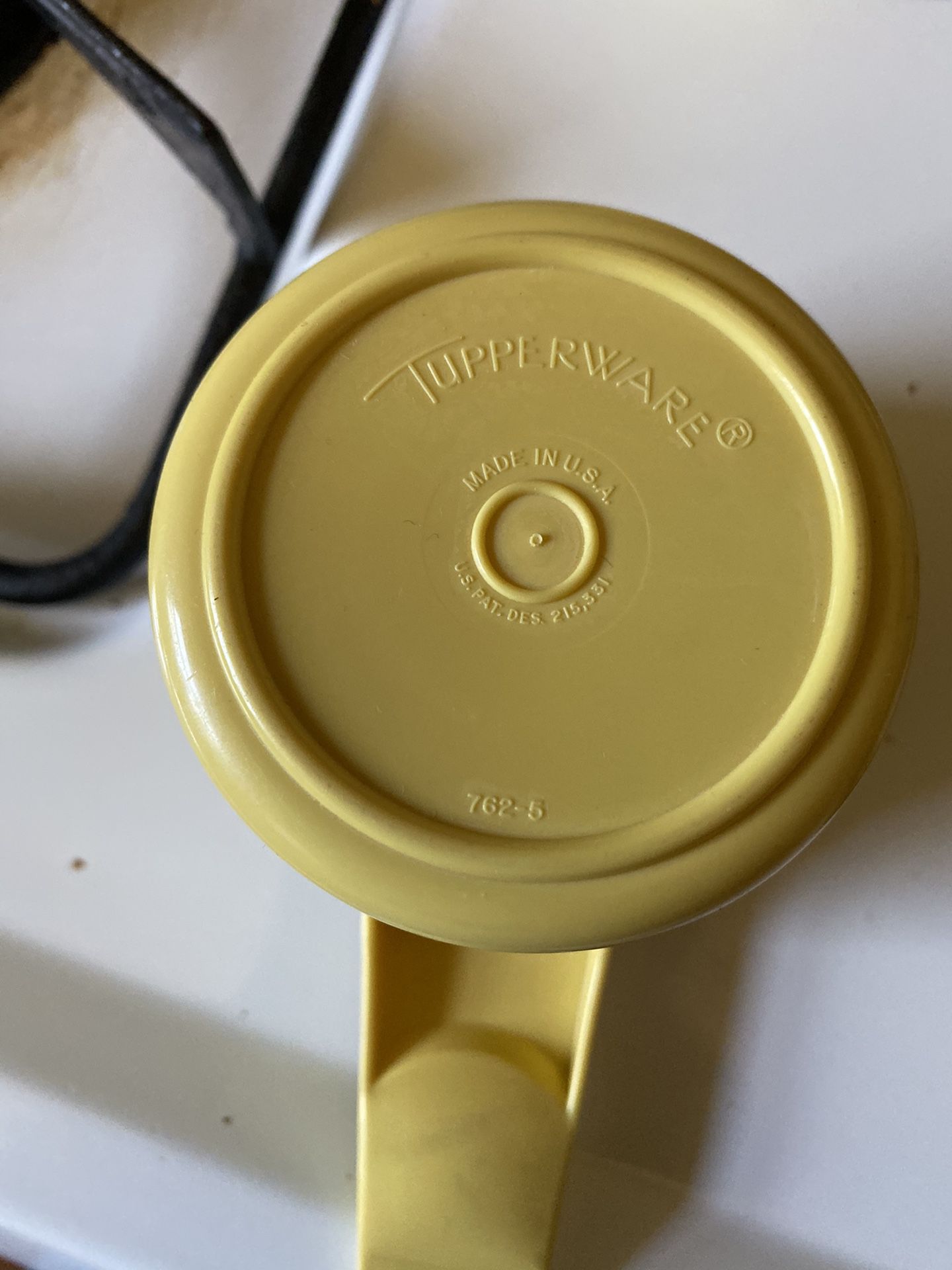 Tupperware Measuring Cups for Sale in Las Vegas, NV - OfferUp