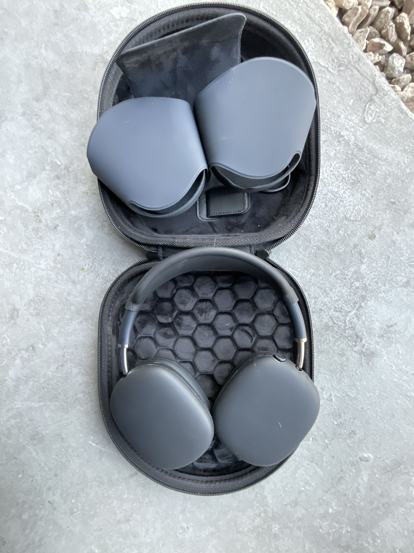 Apple AirPods Max