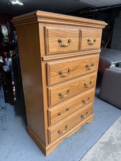 Dresser 5 drawer - American Heirloom