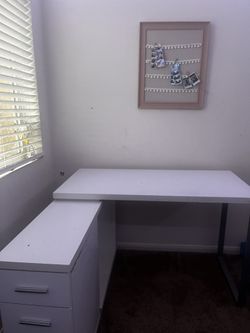 L-shaped White Desk