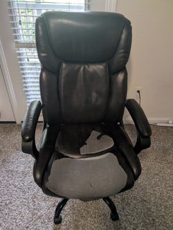 FREE Ergonomic Swivel chair