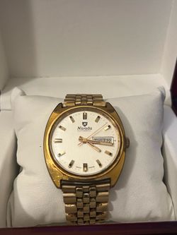 Nivada Grenchen Vintage Automatic Swiss Wristwatch – Gold Plated Cushion Case