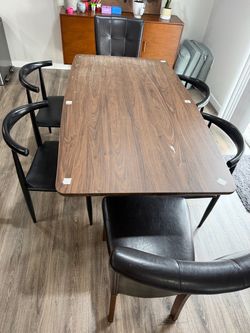 Dining Table with 6 Chairs. OBO