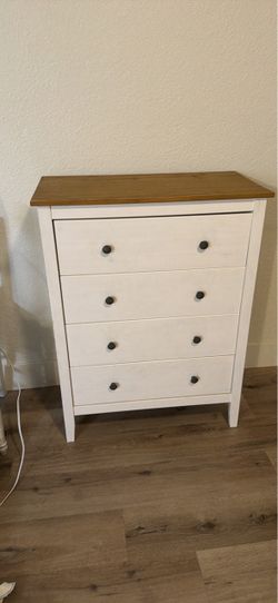 White Wooden dresser
