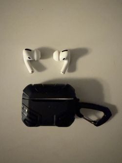 Apple AirPods Pro with Rugged Case