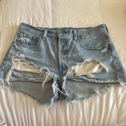 Womens High Rise Levi’s